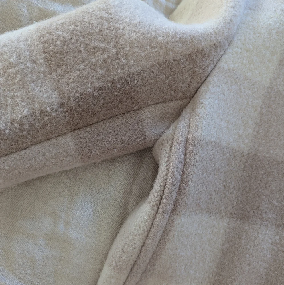 Club Monaco Shades of Beige Wool Checkered Long Coat Sz medium Neutral Pastels - Picture 7 of 16